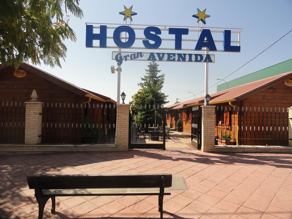 Hostal Gran Avenida Tarancón Екстериор снимка